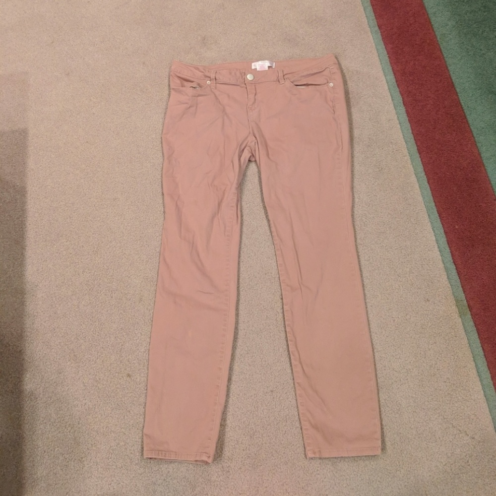 Dusty Blush colored No Boundaries skinny jeans